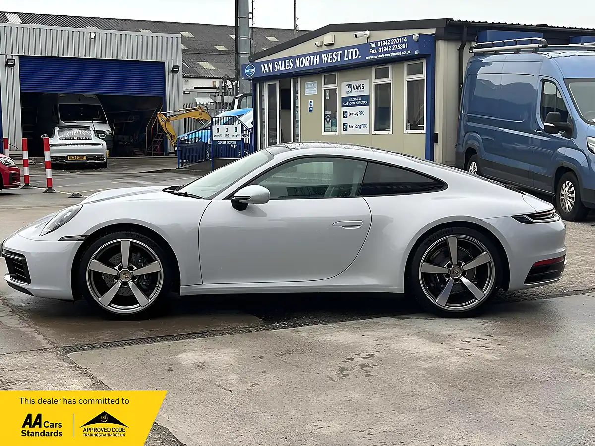 Used 2024 Porsche 911 Carrera T Ice Grey Metallic - Interior and Exterior details 4