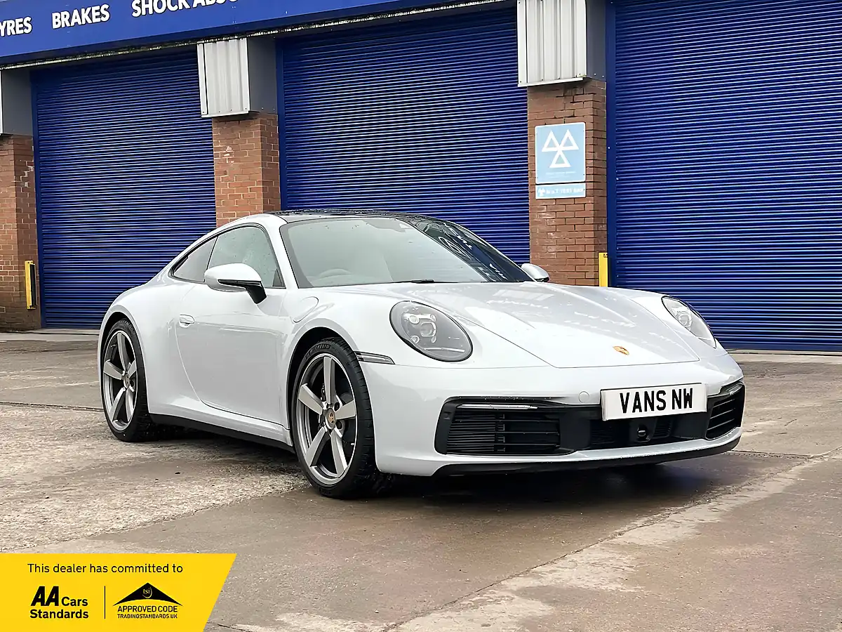 Used 2024 Porsche 911 Carrera T Ice Grey Metallic - Interior and Exterior details 9