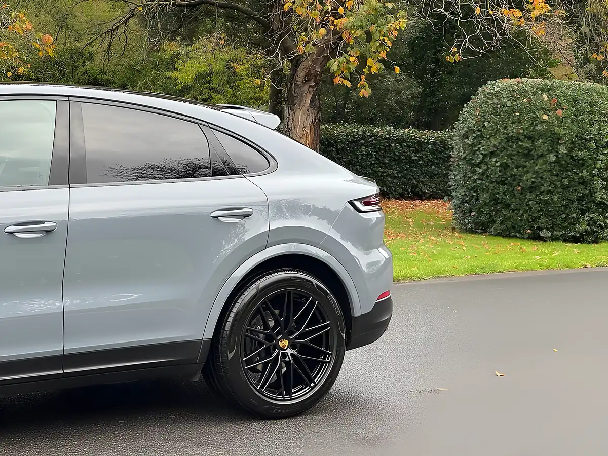 Used 2024 Porsche Cayenne Coupe Grey - Interior and Exterior details 10