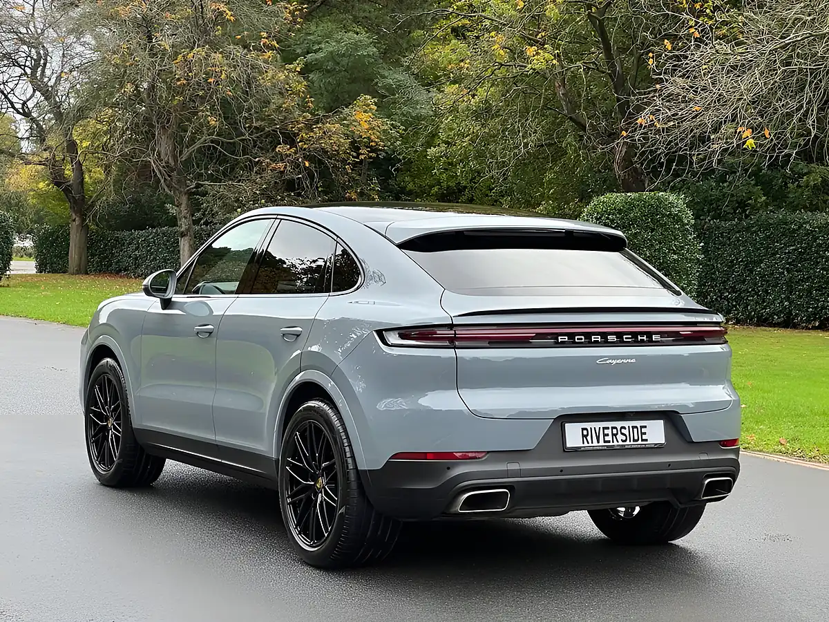 Used 2024 Porsche Cayenne Coupe Grey - Interior and Exterior details 11