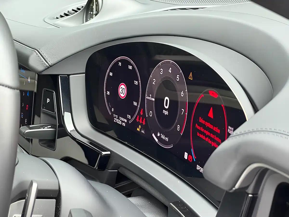 Used 2024 Porsche Cayenne Coupe Grey - Interior and Exterior details 20