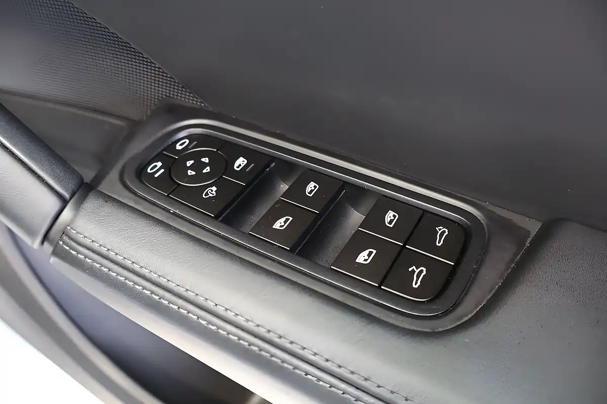 Used 2024 Porsche Cayenne Very High Spec Carrara White - Interior and Exterior details 18