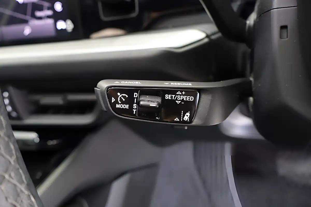 Used 2024 Porsche Cayenne Very High Spec Carrara White - Interior and Exterior details 19