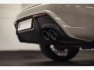 Used 2024 Porsche Macan Crayon - Interior and Exterior details 18