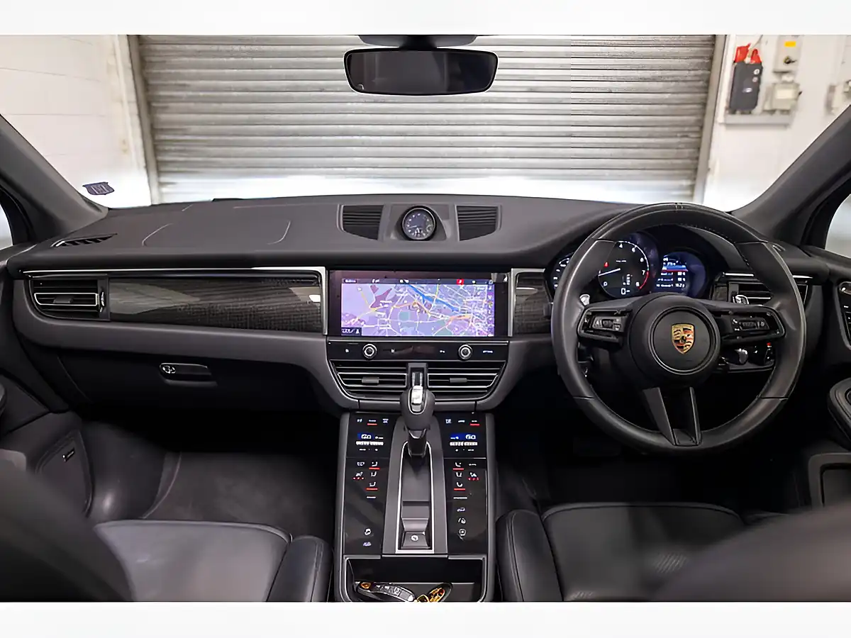 Used 2024 Porsche Macan Crayon - Interior and Exterior details 2