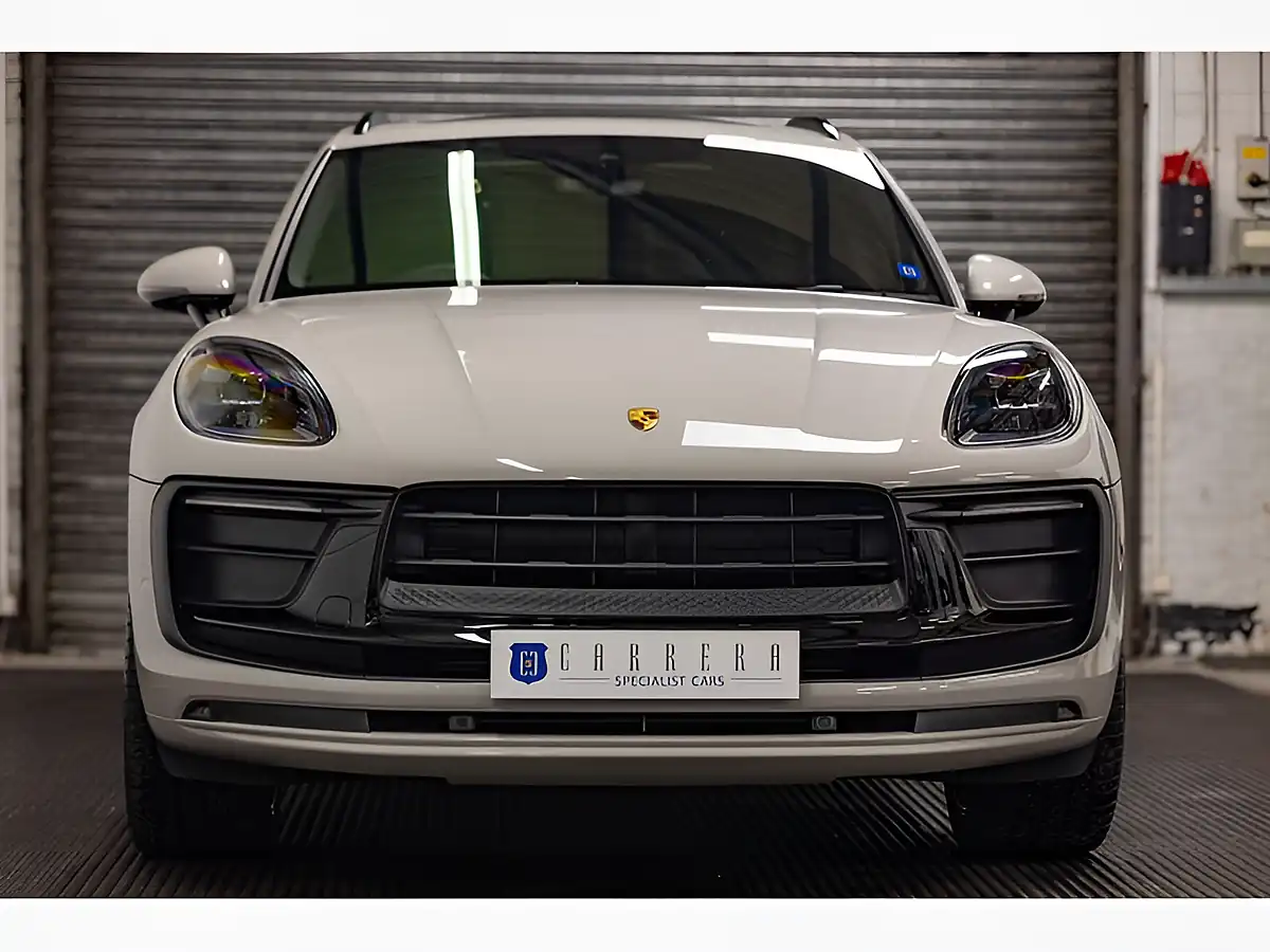 Used 2024 Porsche Macan Crayon - Interior and Exterior details 6