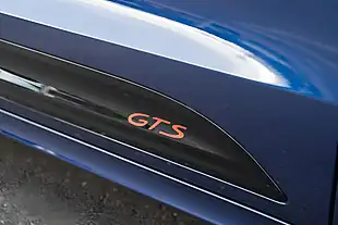 Used 2024 Porsche Macan Gts Gentian Blue Metallic - Interior and Exterior details 13