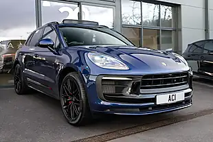 Used 2024 Porsche Macan Gts Gentian Blue Metallic - Interior and Exterior details 15
