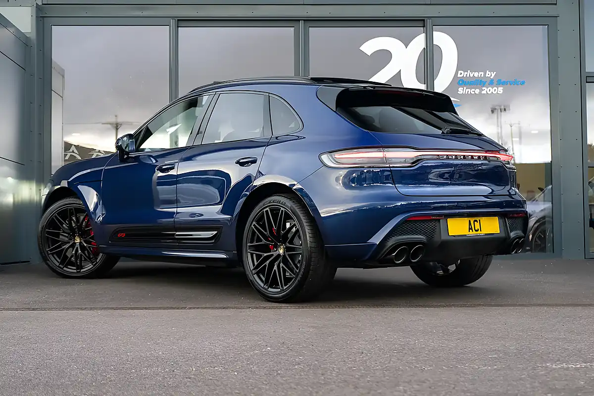 Used 2024 Porsche Macan Gts Gentian Blue Metallic - Interior and Exterior details 2