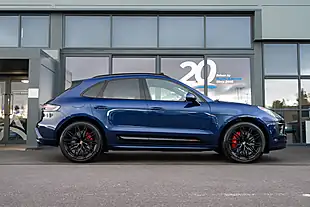 Used 2024 Porsche Macan Gts Gentian Blue Metallic - Interior and Exterior details 3
