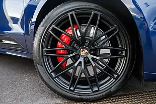 Used 2024 Porsche Macan Gts Gentian Blue Metallic - Interior and Exterior details 5
