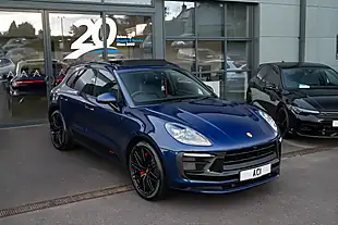 Used 2024 Porsche Macan Gts Gentian Blue Metallic - Interior and Exterior details 9