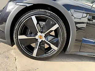 Used 2024 Porsche Taycan Turbo Cross Turismo Black - Interior and Exterior details 19