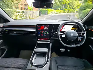 Used 2024 Renault Austral Techno Esprit Alpine Black - Interior and Exterior details 10