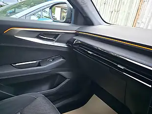 Used 2024 Renault Austral Techno Esprit Alpine Black - Interior and Exterior details 9