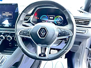 Used 2024 Renault Captur Engineered Grey - Interior and Exterior details 7