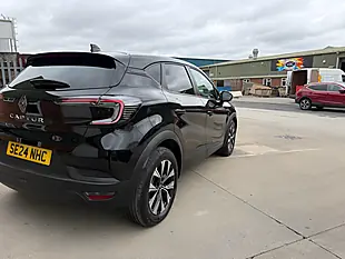 Used 2024 Renault Captur Evolution Black - Interior and Exterior details 19