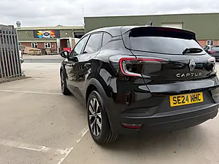 Used 2024 Renault Captur Evolution Black - Interior and Exterior details 20