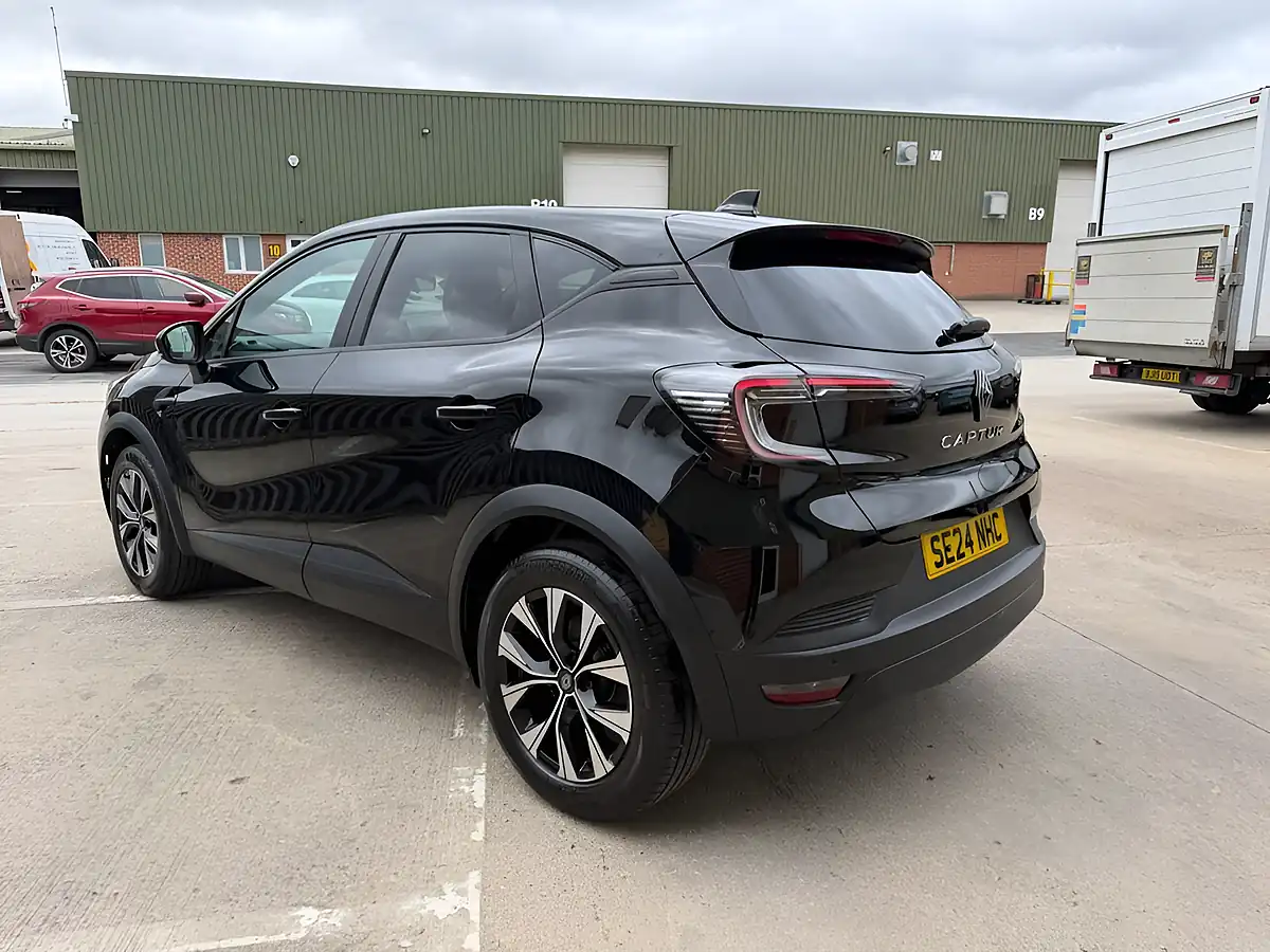 Used 2024 Renault Captur Evolution Black - Interior and Exterior details 3
