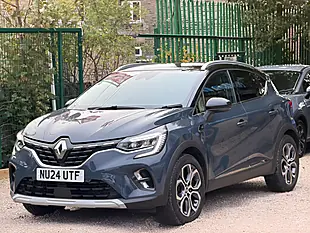 Used 2024 Renault Captur Techno Blue - Interior and Exterior details 10