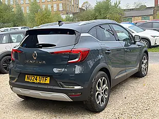 Used 2024 Renault Captur Techno Blue - Interior and Exterior details 7