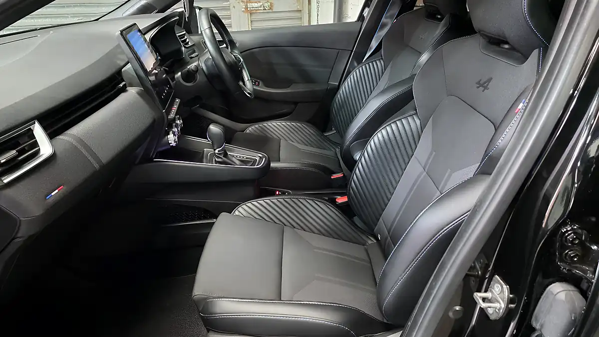 Used 2024 Renault Clio Esprit Alpine Black - Interior and Exterior details 10