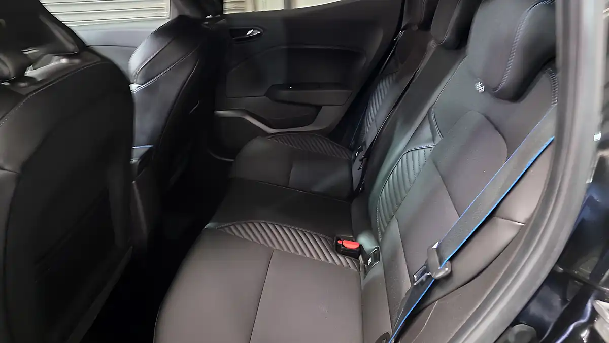 Used 2024 Renault Clio Esprit Alpine Black - Interior and Exterior details 14