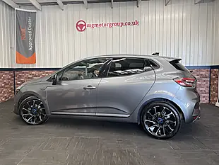 Used 2024 Renault Clio Esprit Alpine Shadow Grey - Interior and Exterior details 10