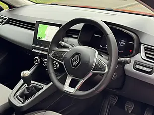 Used 2024 Renault Clio Evolution Bright Red - Interior and Exterior details 15