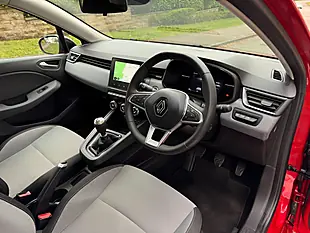Used 2024 Renault Clio Evolution Bright Red - Interior and Exterior details 5