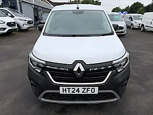 Used 2024 Renault Kangoo Advance White - Interior and Exterior details 12