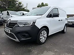 Used 2024 Renault Kangoo Advance White - Interior and Exterior details 12