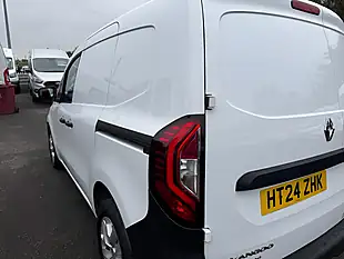 Used 2024 Renault Kangoo Advance White - Interior and Exterior details 19