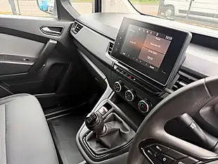 Used 2024 Renault Kangoo Advance White - Interior and Exterior details 6