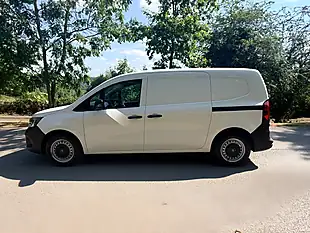 Used 2024 Renault Kangoo Advance White - Interior and Exterior details 14