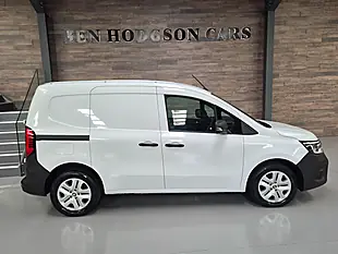 Used 2024 Renault Kangoo Advance White - Interior and Exterior details 4
