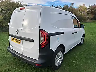 Used 2024 Renault Kangoo Advance White - Interior and Exterior details 5