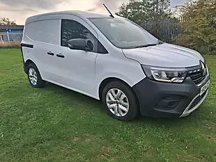 Used 2024 Renault Kangoo Advance White - Interior and Exterior details 7