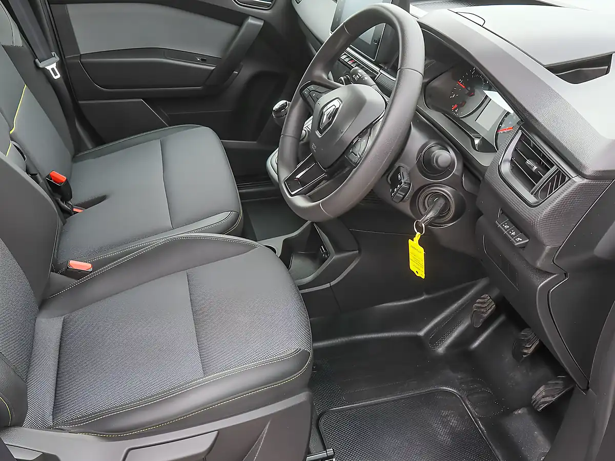 Used 2024 Renault Kangoo Energy ML19 Advance White - Interior and Exterior details 19