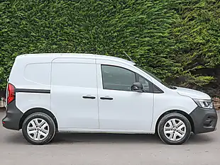 Used 2024 Renault Kangoo Energy ML19 Advance White - Interior and Exterior details 5