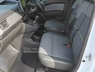 Used 2024 Renault Kangoo Maxi Advance Mineral White - Interior and Exterior details 19