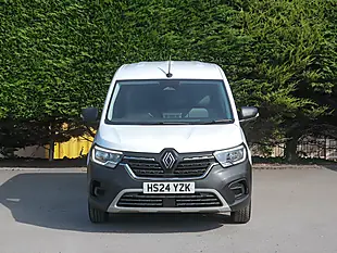 Used 2024 Renault Kangoo Maxi Advance Mineral White - Interior and Exterior details 3