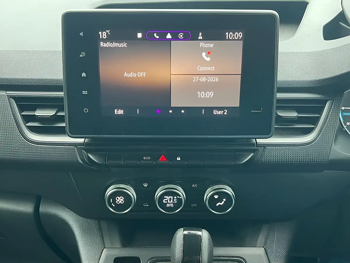 Used 2024 Renault Kangoo Maxi White - Interior and Exterior details 7