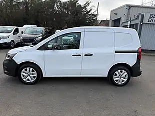 Used 2024 Renault Kangoo ML19 Advance White - Interior and Exterior details 19