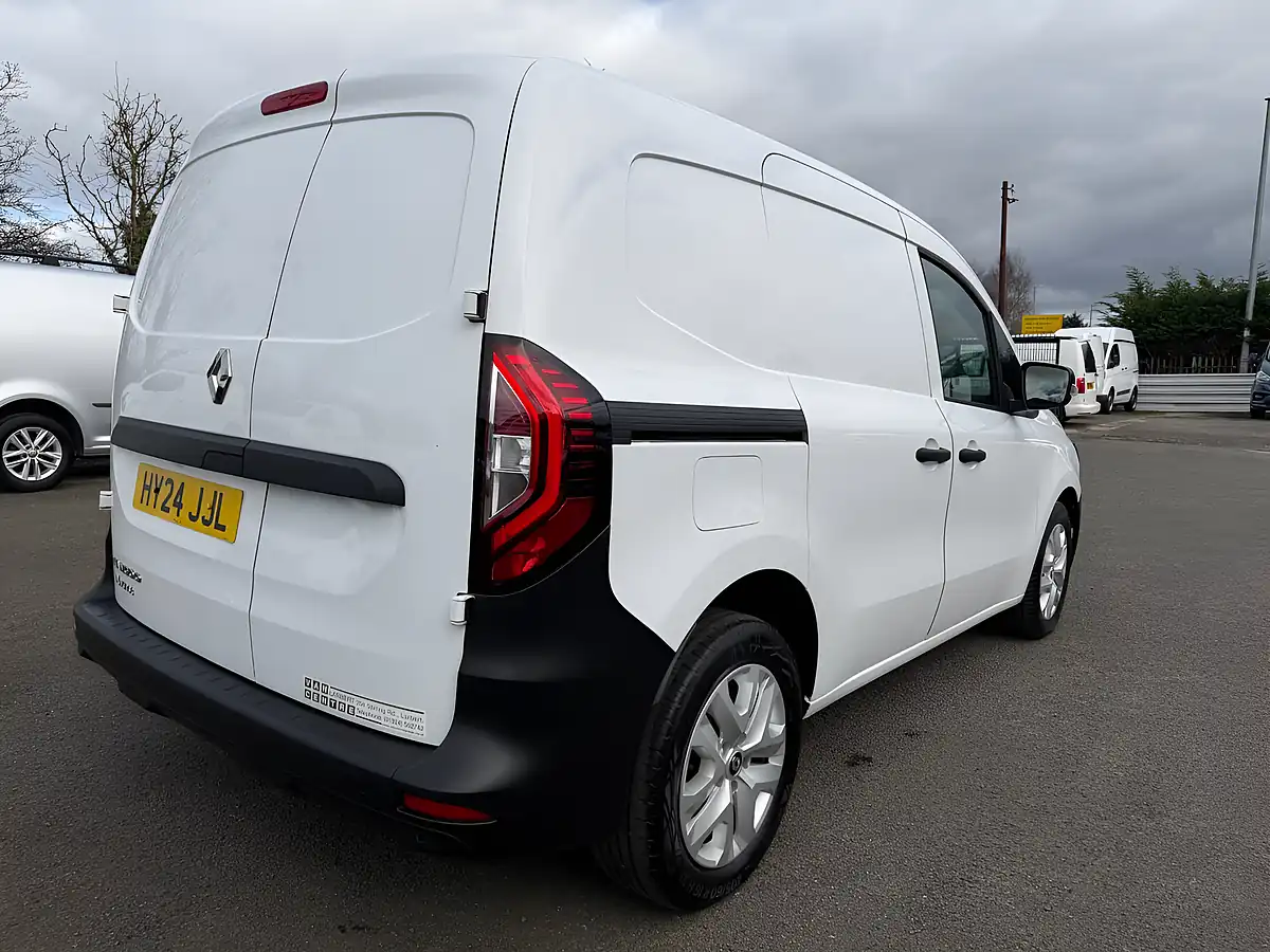 Used 2024 Renault Kangoo ML19 Advance White - Interior and Exterior details 2