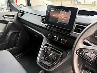 Used 2024 Renault Kangoo ML19 Advance White - Interior and Exterior details 9