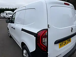 Used 2024 Renault Kangoo ML19 Advance White - Interior and Exterior details 19