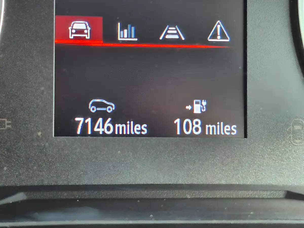 Used 2024 Renault Kangoo ML19 Start Panel Van White - Interior and Exterior details 10