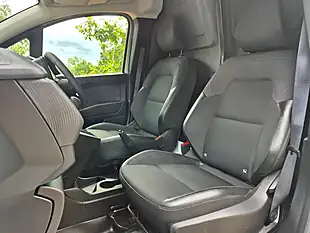 Used 2024 Renault Kangoo ML19 Start Panel Van White - Interior and Exterior details 12