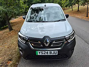 Used 2024 Renault Kangoo ML19 Start Panel Van White - Interior and Exterior details 3